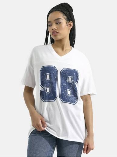 No Boundaries Women's Oversized T-Shirt